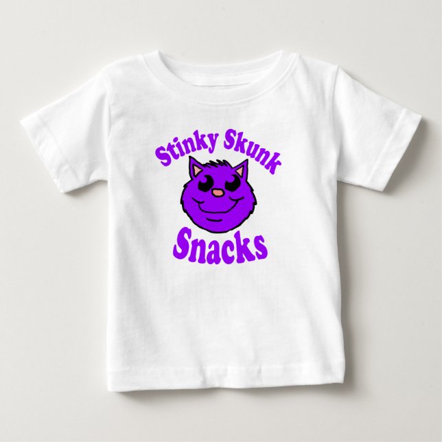 Camiseta Stinky Skunk Snacks (Frente)