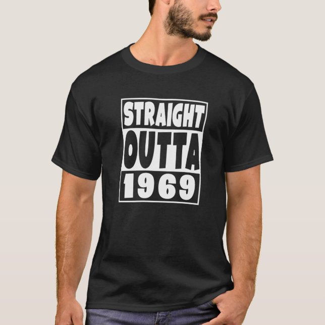 Camiseta Straight Outta 1969 Born in 1969 53 Years Old 53rd (Frente)
