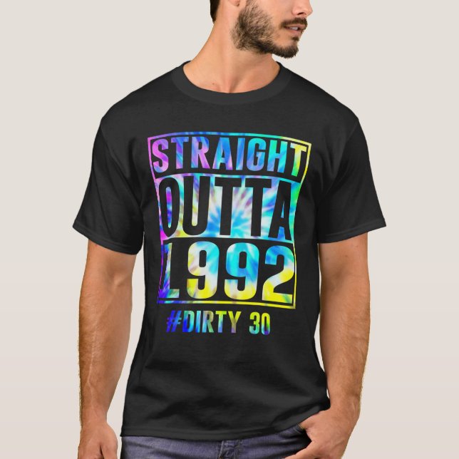 Camiseta Straight Outta 1992 Dirty Thirty Funny 30Th Birthd (Frente)