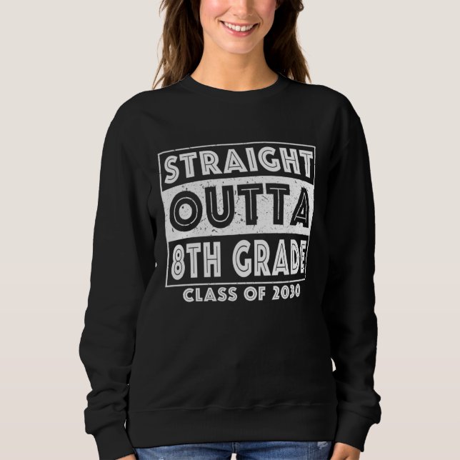 Camiseta Straight Outta 8th Grade Graduate Class Of 2030 Ei (Frente)