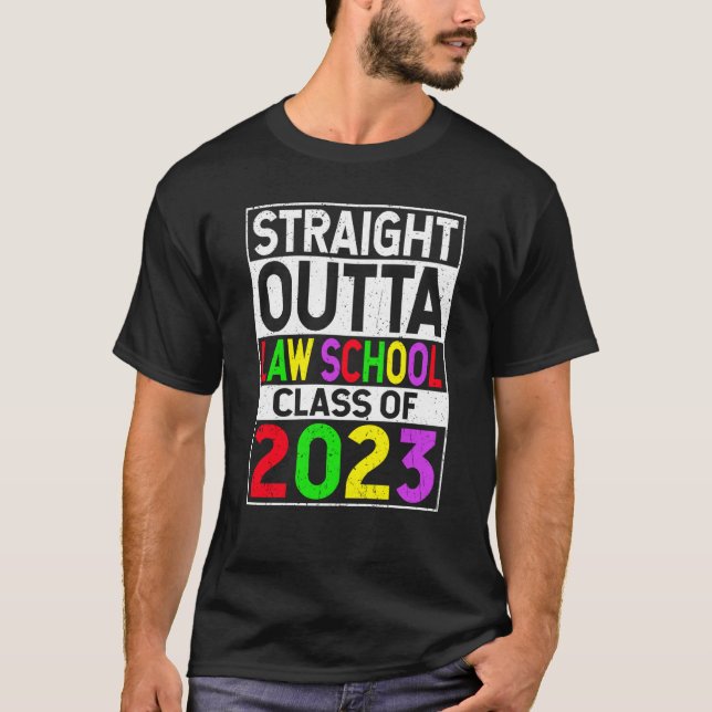 Camiseta Straight Outta Law School 2023 Graduation (Frente)