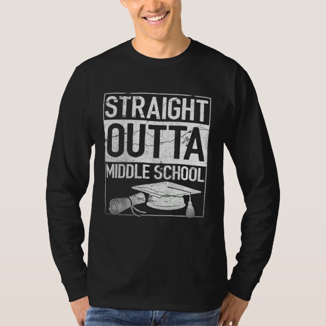 Camiseta Straight Outta Middle School  2023 Graduation (Frente)