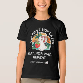 Camiseta Strawberry Dream Bunny