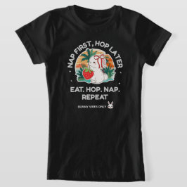 Camiseta Strawberry Dream Bunny