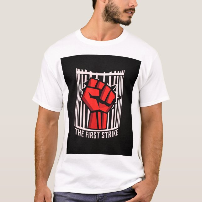 Camiseta STRIKE FIRST - Vintage Boxing Retro (Frente)