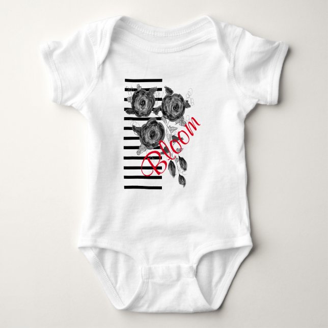 Camiseta Stripe Preta e Branca (Frente)