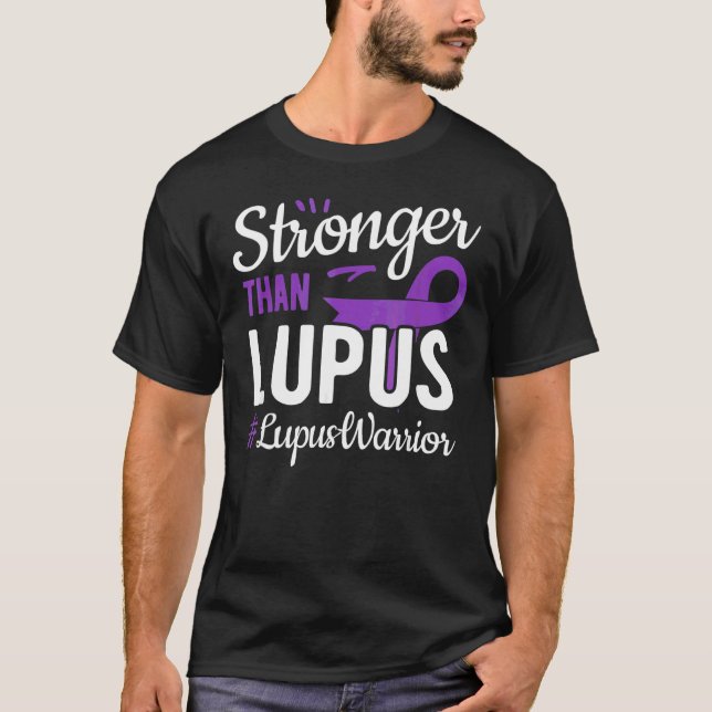Camiseta Stronger Than Lupus Warrior Lupus Awareness Purple (Frente)