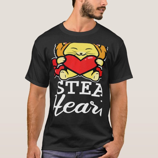 Camiseta Stylish Statement Lion Heart Valentine's Day Love  (Frente)