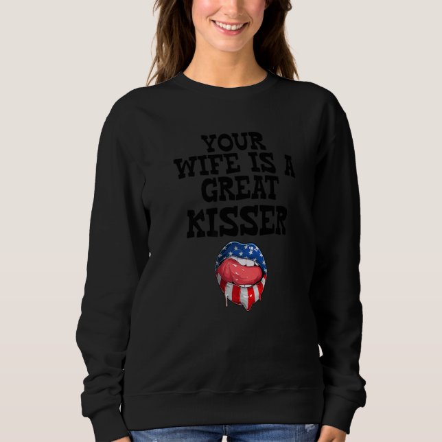 Camiseta Sua esposa é uma ótima beijadora Frase (Frente)
