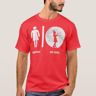 Camiseta Sua Esposa, Minha Esposa Bruxa Wicca Pagan para Br