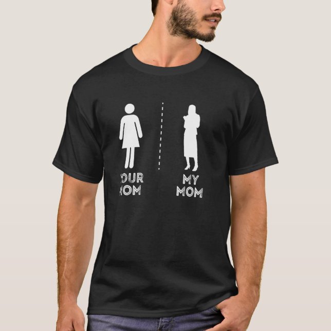 Camiseta Sua Mãe Minha Mãe Mulher Advogada Mãe Mariposa Eng (Frente)