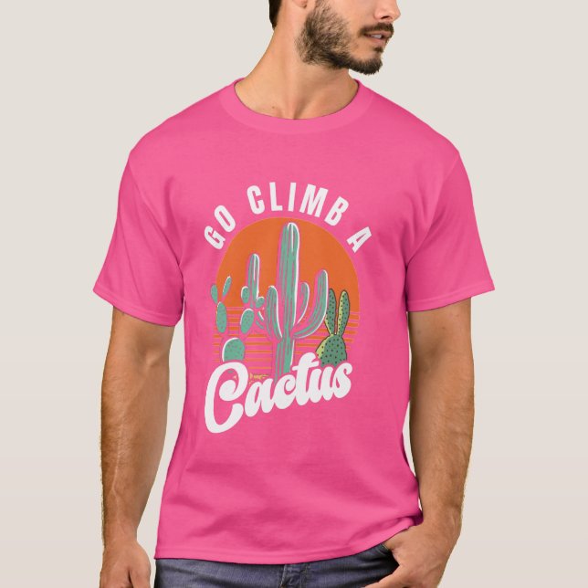 Camiseta Suba Um Cactus Retro Saguaro Cactus (Frente)