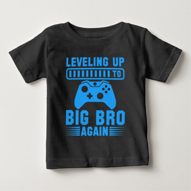 Camiseta Subindo de Nível Para Irmão Mais Velho Novamente (Frente)
