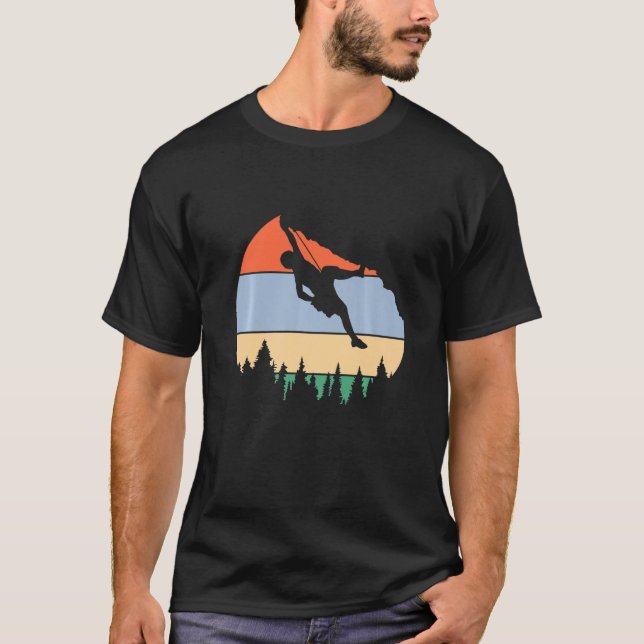 Camiseta Subindo No Retro Montanhas (Frente)