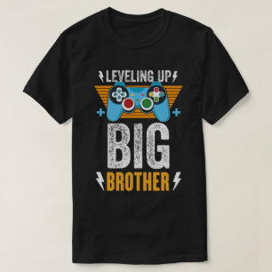 Camiseta Subindo para o nível de irmão mais velho, gamer en
