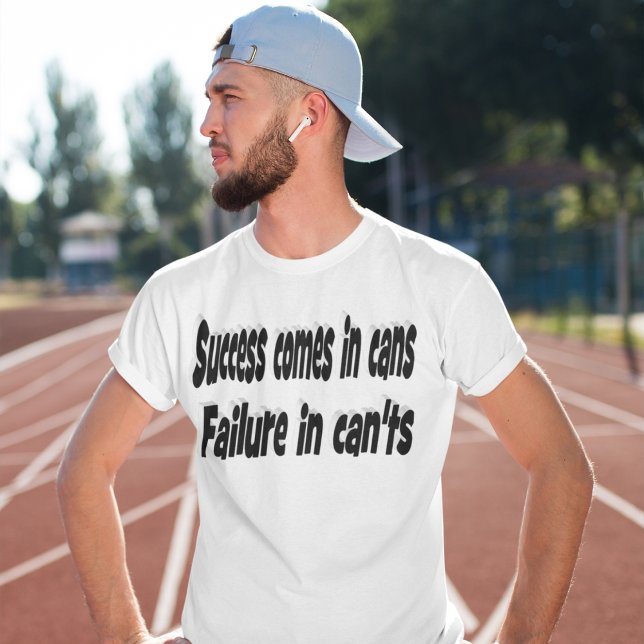 Camiseta Sucesso Pode Motivar Cotação (Criador carregado)