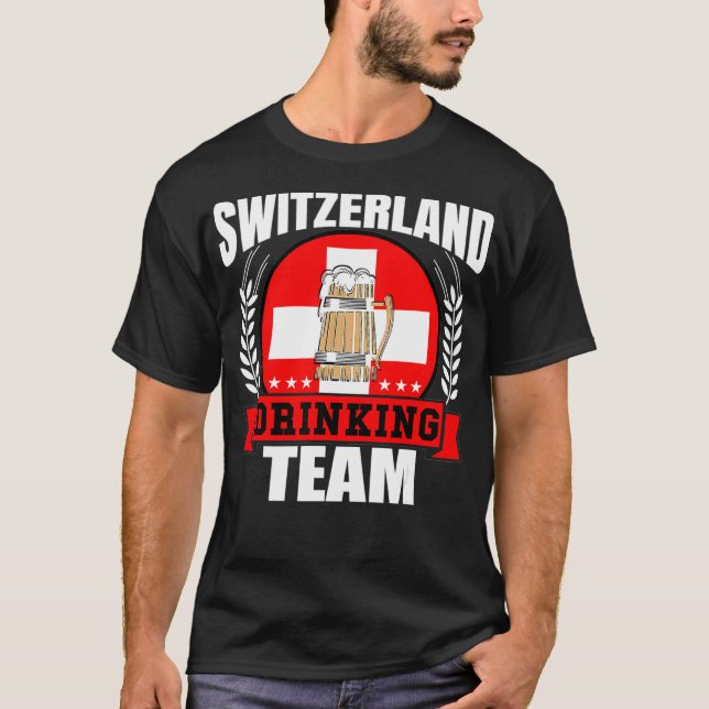 Camiseta Suiça Team Funny Swiss Flag Beer (Frente)