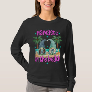 Camiseta Summer Gnomo Yoga Life É Melhor Na Praia Cute