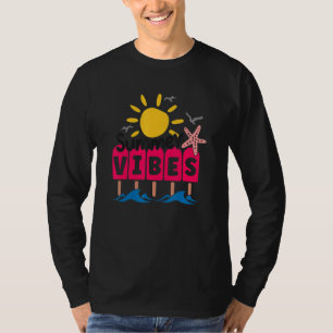 Camiseta Summer Vibes Hello Férias de Verão 2
