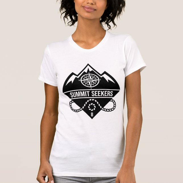Camiseta Summit Seekers Mountain Climbing Badge Design (Frente)