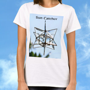 Camiseta Sun Catcher Sky Blue Modern Geométrico Chic