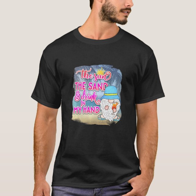 Camiseta Sun Sand E Beba A Praia Summertime Da Mão. (Frente)