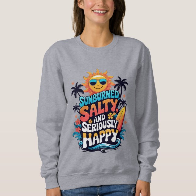 Camiseta Sunburned Salty and Happy – Retro Beach Vibes (Frente)