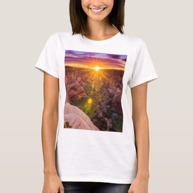 Camiseta Sunburst no Canyon de Chelly, AZ (Frente)