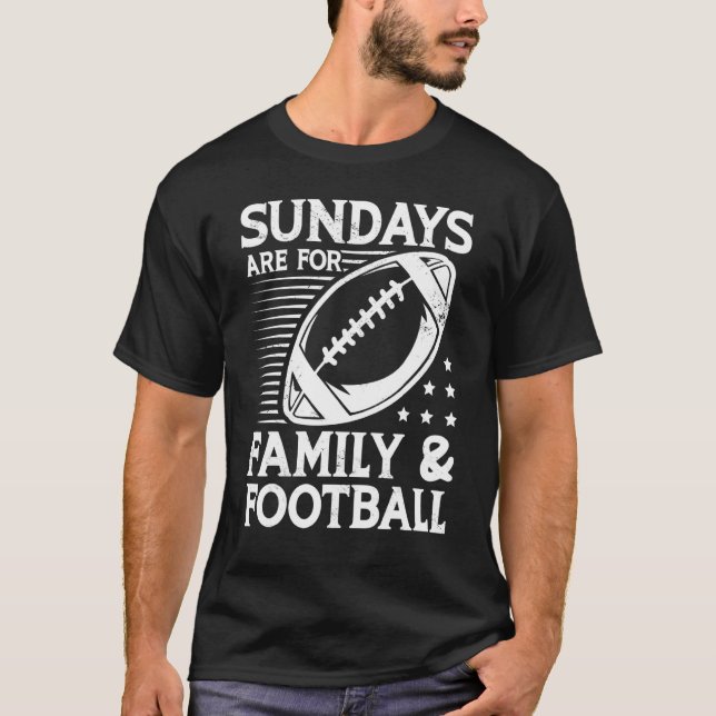 Camiseta Sundays are for Family and Football Team Sports Ga (Frente)