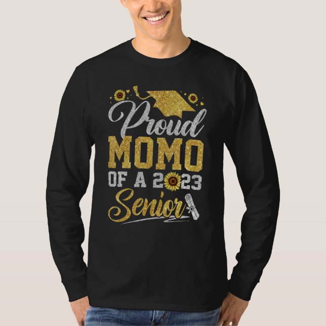 Camiseta Sunflower 2023 Proud Momo Of A 2023 Senior Graduat (Frente)