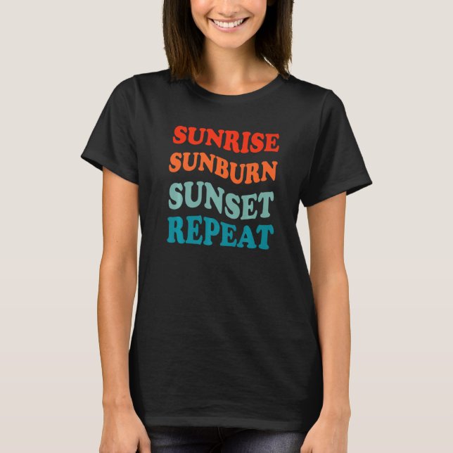 Camiseta Sunrise Sunset Repetir Surf de Areia Verão Vac (Frente)
