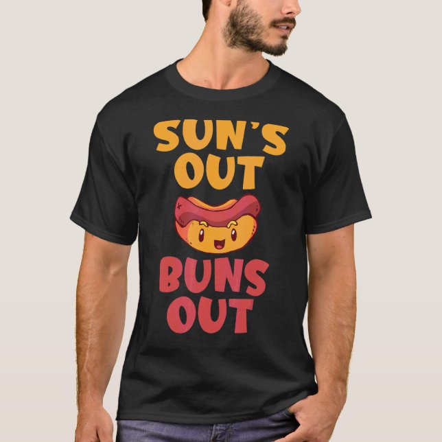 Camiseta Suns Out Buns Out Hotdog (Frente)