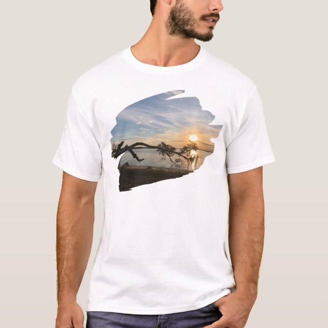 Camiseta Sunset Sobre East Bay (Frente)
