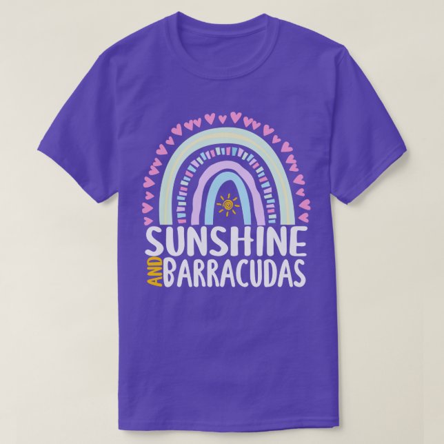 Camiseta Sunshine e Barracudas - Bonito presente no arco-ír (Frente do Design)