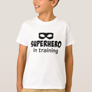 Camiseta Super-herói no treinamento