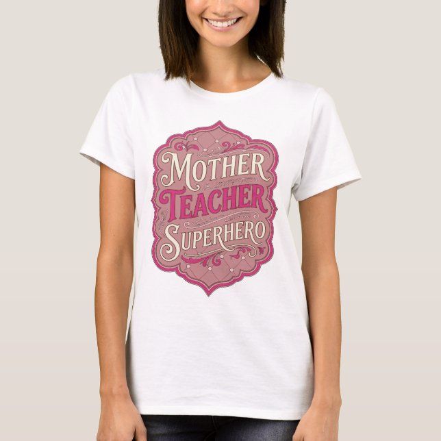 Camiseta Super-herói Professora Mãe Rosa Artística (Frente)