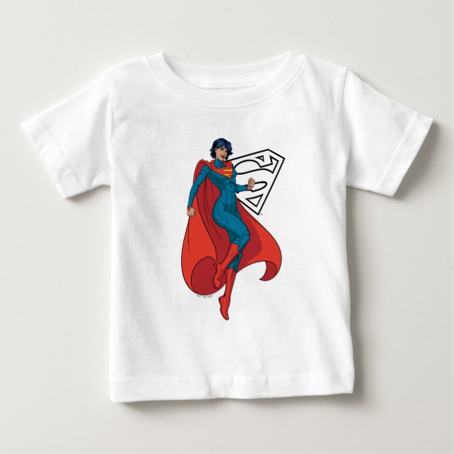 Camiseta Supergirl Hovering in Blue Suit (Frente)