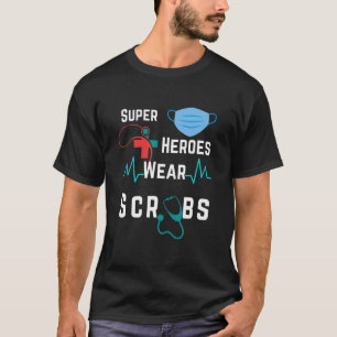 Camiseta Superheróis Vestem Cores Escrupulosas Escrupulosas