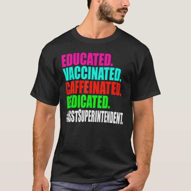 Camiseta Superintendente Assistente Educado Vacinado Café (Frente)