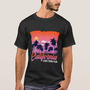 Camiseta Surf de Retrô de Verão na Califórnia Surfing Beach