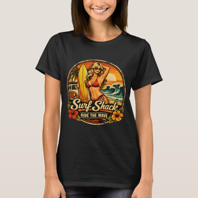 Camiseta Surf Shack Surfer Pin-Up | Ride The Waves Beach (Frente)
