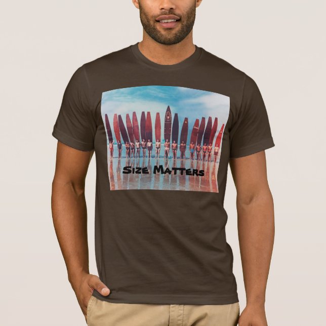 Camiseta surfando engraçada (Frente)