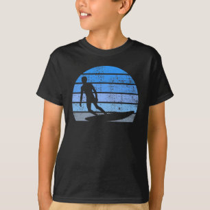 Camiseta Surfar em Retro