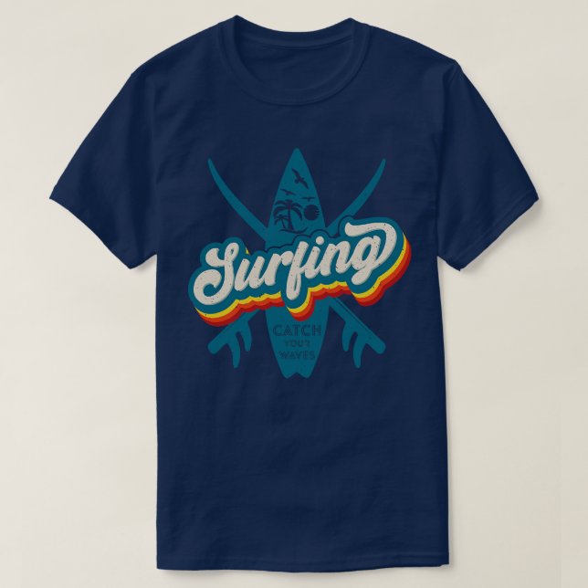 Camiseta Surfar em Vintage Retro Capta as Ondas (Frente do Design)