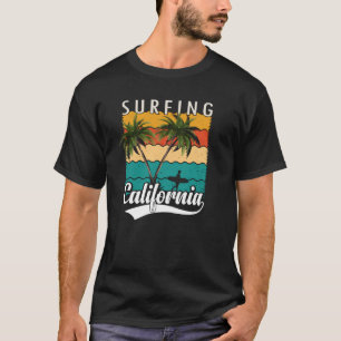 Camiseta Surfar na Praia da Califórnia