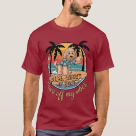 Camiseta Surfe as Vibrações do Goldendoodle – Cara, Onde Es
