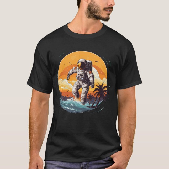 Camiseta Surfe de astronauta numa praia (Frente)