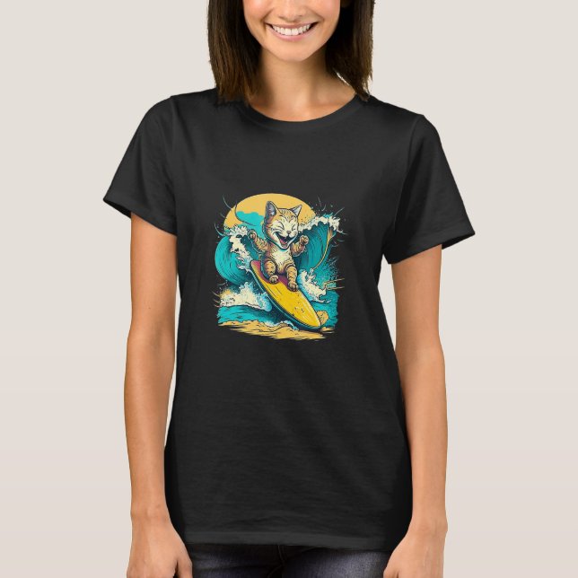 Camiseta Surfe de Gato Engraçado nas Férias das Ondas do Oc (Frente)