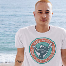 Surfe na praia de Shaka Summer