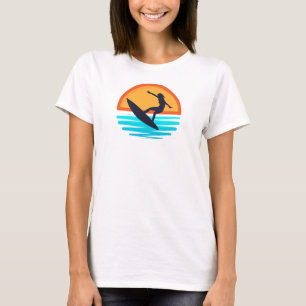Camiseta Surfe no Sunset Retro _ Vibes de Praia Vintage